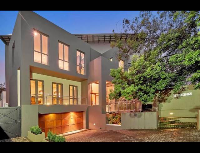 4 BEDROOM TOWNHOUSE FOR SALE IN BRYANSTON
